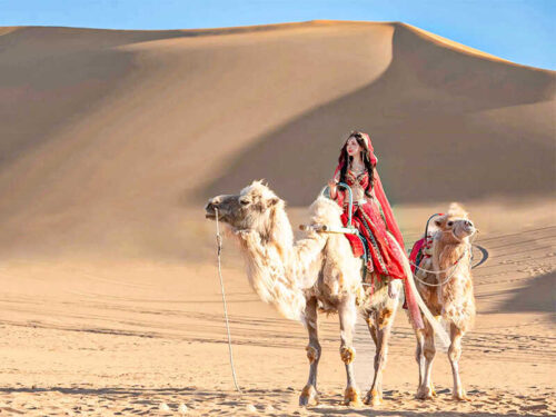 tour-du-lich-tan-cuong-trung-quoc