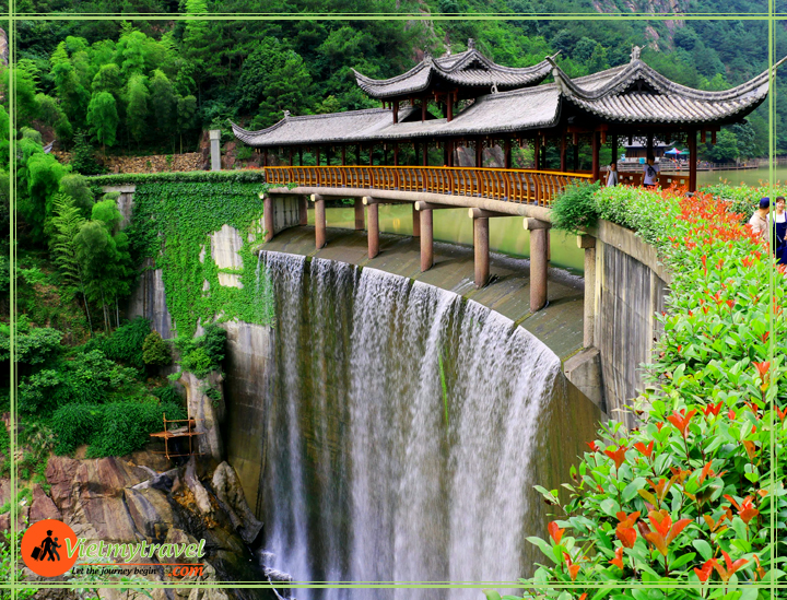 du lịch phượng hoàng cổ trấn vietmytravel