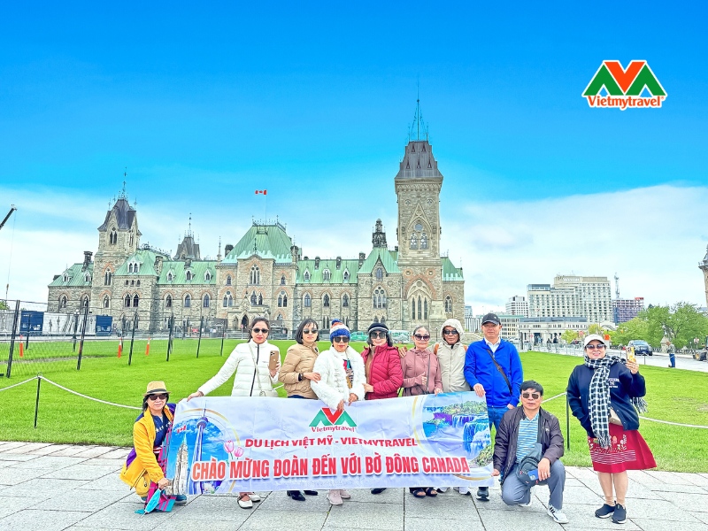 toa-nha-quoc-hoi-ottawa