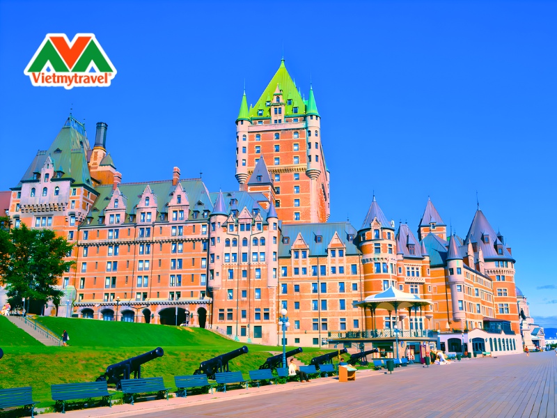 Lâu đài Frontenac