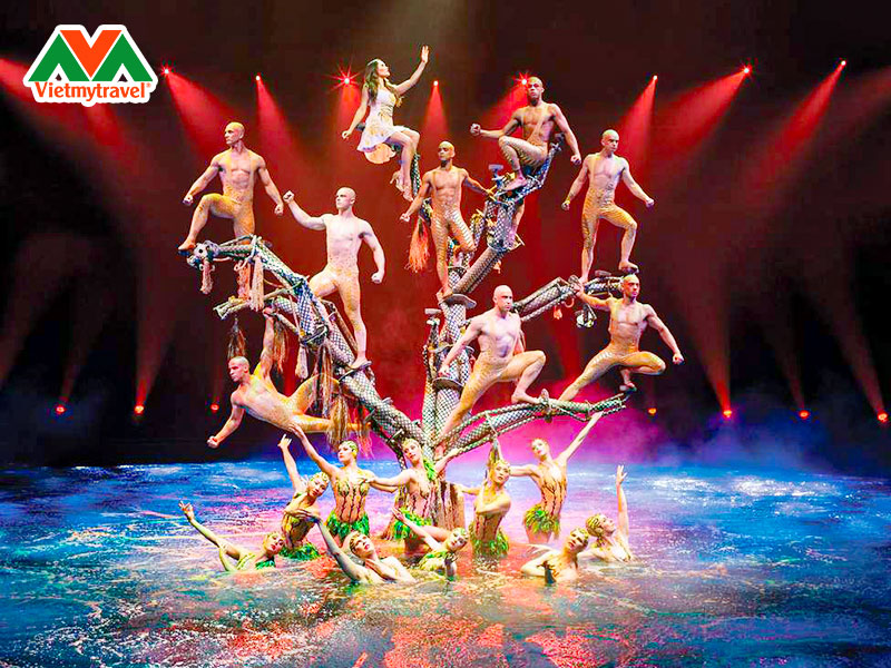 show-dien-le-reve-the-dream