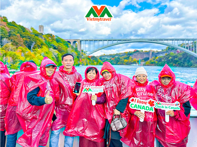 tour-lien-tuyen-dong-tay-canada-vietmytravel