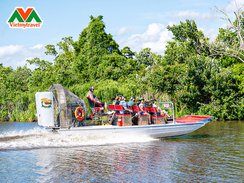 thuyen-dac-chung-kham-pha-dam-lay-atchafalaya