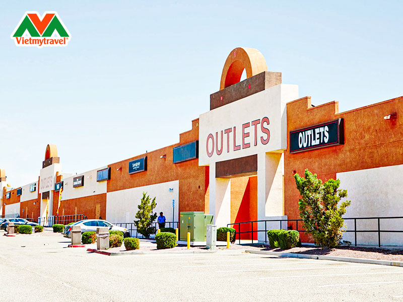 outlet-barstow