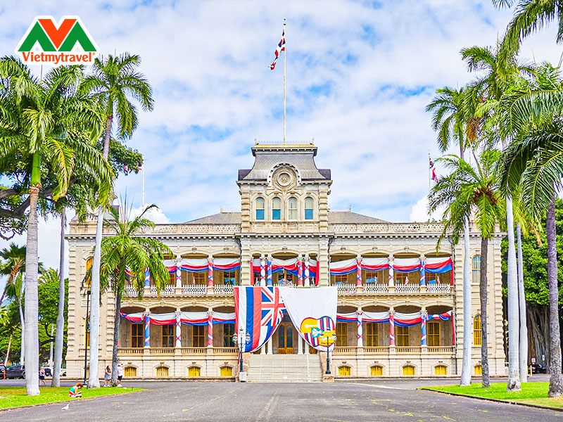 Iolani-palace