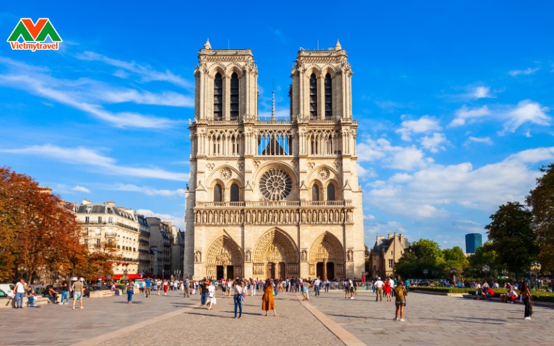 Cathedral-of-Notre-Dame-de-Reims