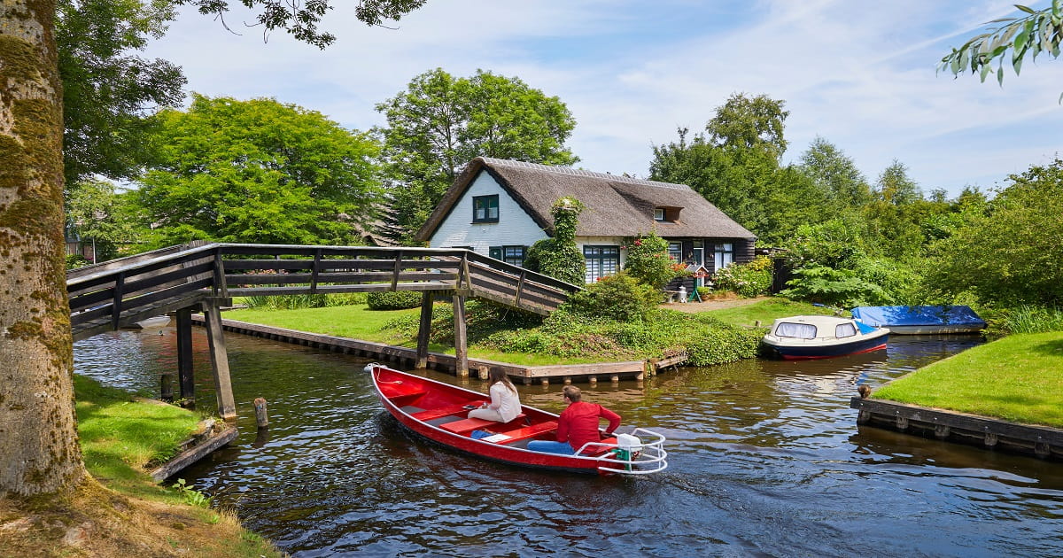 lang-du-lich-giethoorn