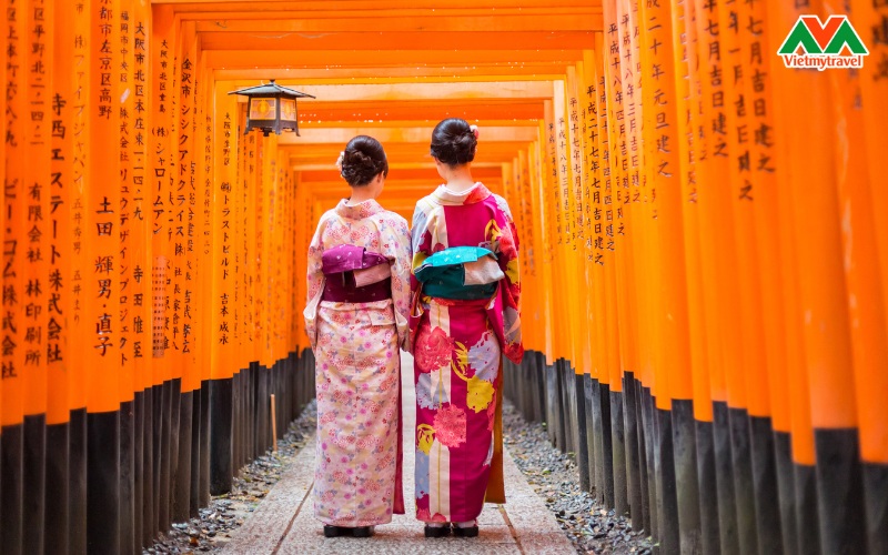 nezu-shrine-du-lich-nhat-ban-6n5d