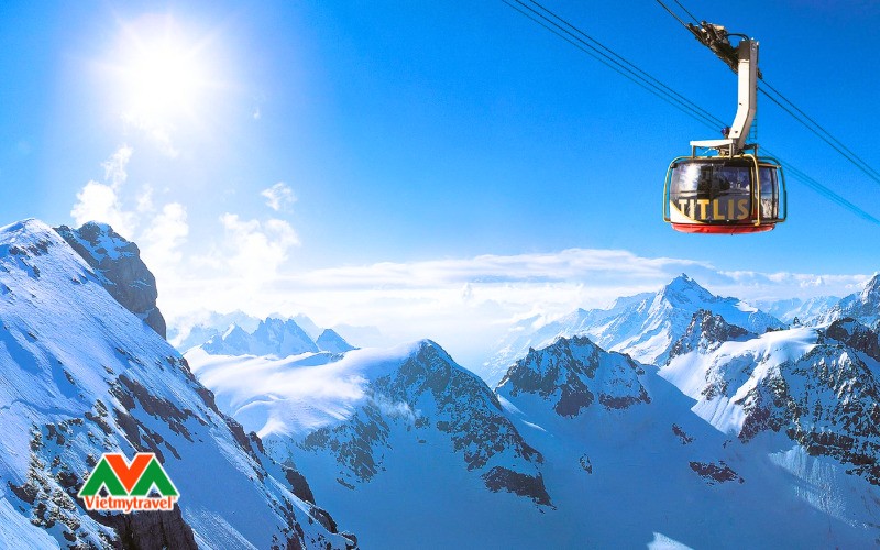 Matterhorn-Glacier-Paradise